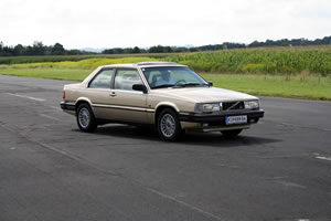 Fotoshooting mit dem Volvo 780 f?r das Alles Auto Youngtimer-Special, Oktoberausgabe 2011-IMG_3745.jpg