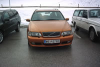 3. Volvofan.at (Winterausfahrt) am 14.02.2004-05_tom_v70.jpg